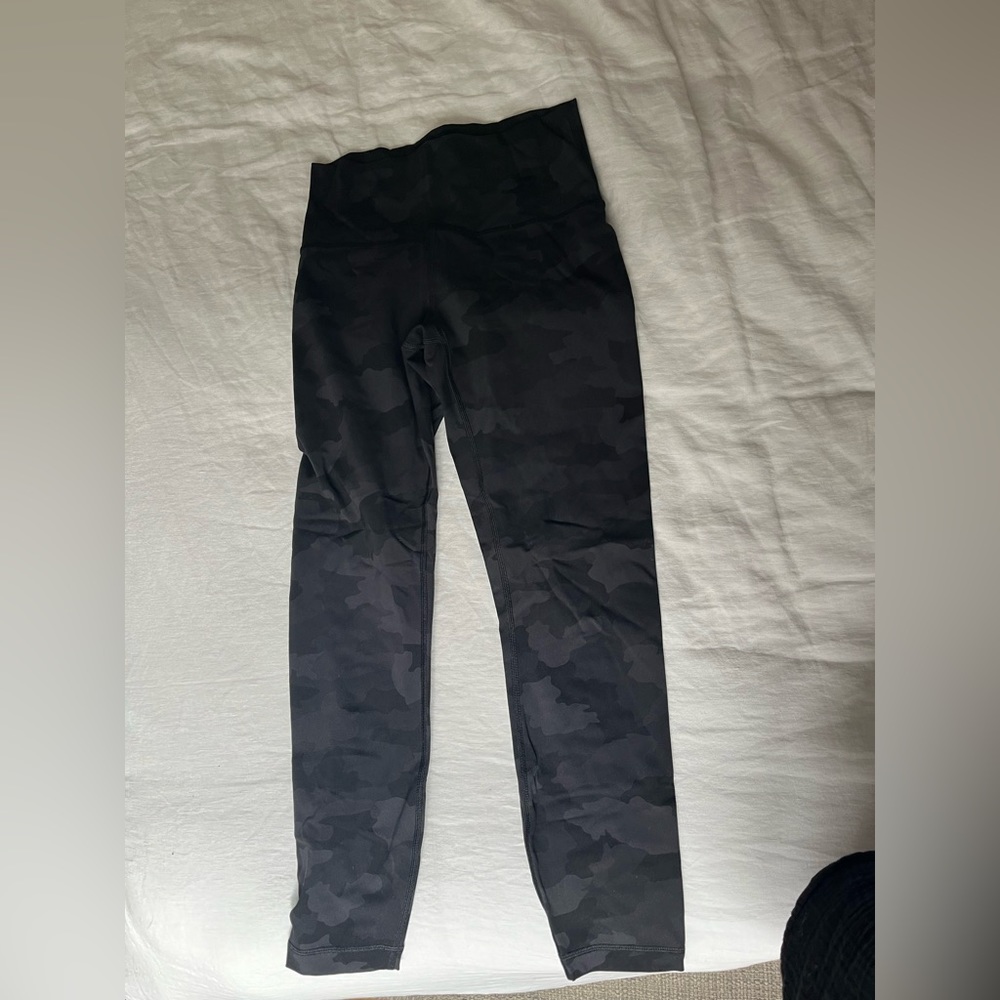 Grey camo lululemon leggings